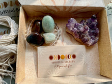 Load image into Gallery viewer, Anger and Stress relief Crystal Kit