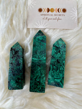 Load image into Gallery viewer, MALACHITE POINT TRANSFORMATION • CHANGE • REFLECTION