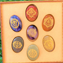Load image into Gallery viewer, 7 Chakra Palm Stone Set