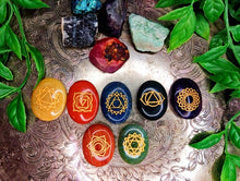 Load image into Gallery viewer, 7 Chakra Palm Stone Set